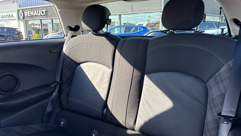 MINI Hatchback 1.5 Cooper II 3dr Petrol Hatchback